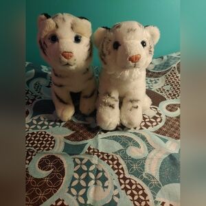 Little white tiger stuffed animal lot